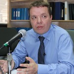 Auditor calls for better management of major projects