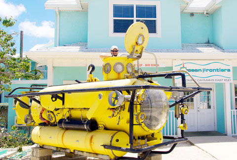 16000-pounds-deep-diving-Cayman.jpg