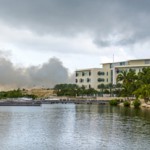Cruise passengers get a whiff of burning dump