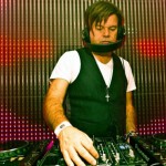 Get into a trance: Oakenfold on island!