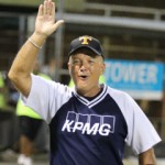 Maples slug past Geeks, KPMG earn rematch with Titans