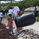 Volunteers hit Cayman’s beaches in cleanup