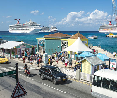 Cruise-Ships-Downtown-L