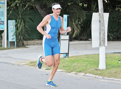 Marius Acker almost caught Courtis on the run leg.