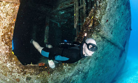 Jan Feik wanders through the Kittiwake.