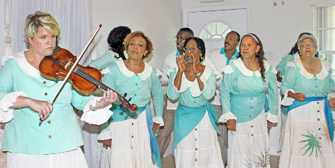 Cayman Islands Folk Singers, who regularly perform at public events, are looking for new members.