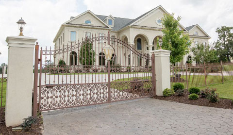 A federal court is allowing Jeffrey Webb to reside at his home in Loganville, Georgia, while he is on bail on U.S. federal racketeering and bribery charges.