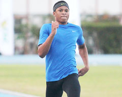 Jamal Walton ran brilliantly for his silver. – PHOTOS: RON SHILLINGFORD