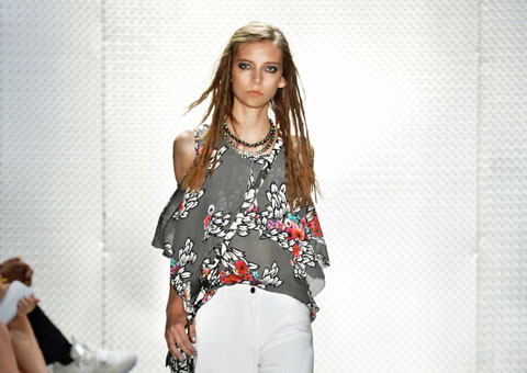 cayman-fashion-week-a.jpg