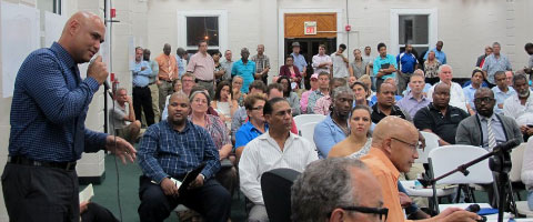 Big crowd hears George Town plans