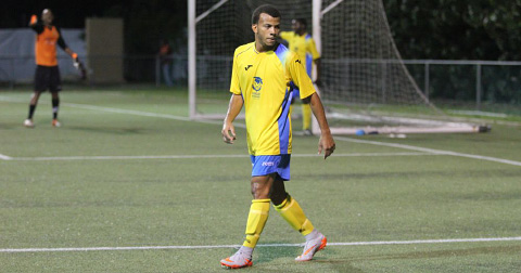 Rodrick Pearson scored for Scholars.