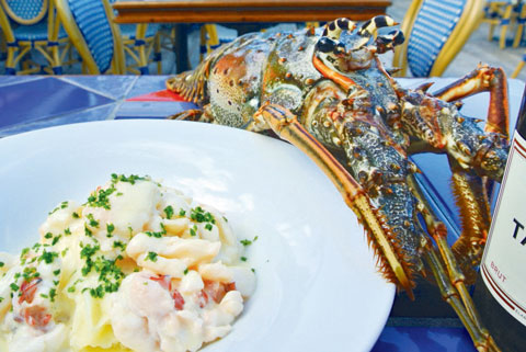 Lobster-Champagne.jpg