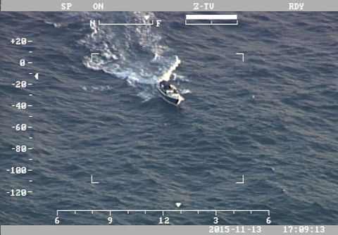 The vessel pursuit from Friday off the coast of North Side in progress. Still images were taken from the RCIPS helicopter. – Photo: RCIPS