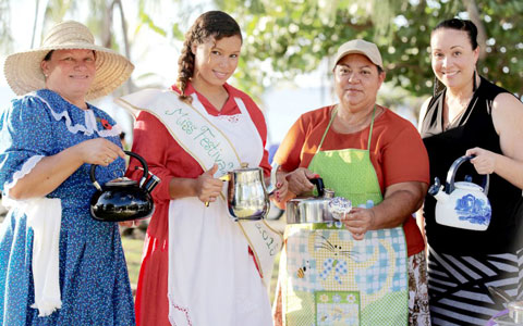 Liz Walton, Brac Festival Queen Haylie Tibbetts, hostess Juliana O’Connor-Connolly and Melanie Scott enjoy a tea party. – Photo: Simone Scott