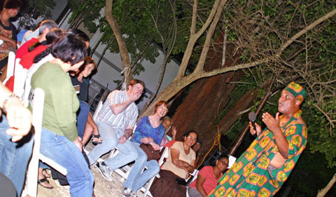 Quincy Brown gets the laughs in Bodden Town at a previous Gimistory presentation.