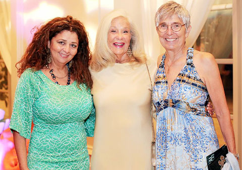 President and founder of the Central Caribbean Marine Institute Carrie Manfrino, left, with Suzy Soto, center, and Cathy Church at Saturday night