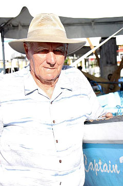Kem Jackson, of the Cayman Cat Boat Club, taught visitors about the history of Cayman’s traditional boats.