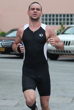 Kevin Connolly has overcome injury to run the half-marathon.