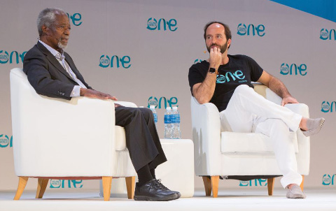 Former UN Secretary-General Kofi Annan and One Young World founder David Jones on stage at this year
