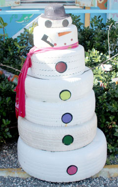 The car tire snowman Christmas tree, also by Christiana Edwards, was a hit with committee members.