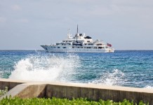 Paul Allen agrees to pay compensation for reef damage