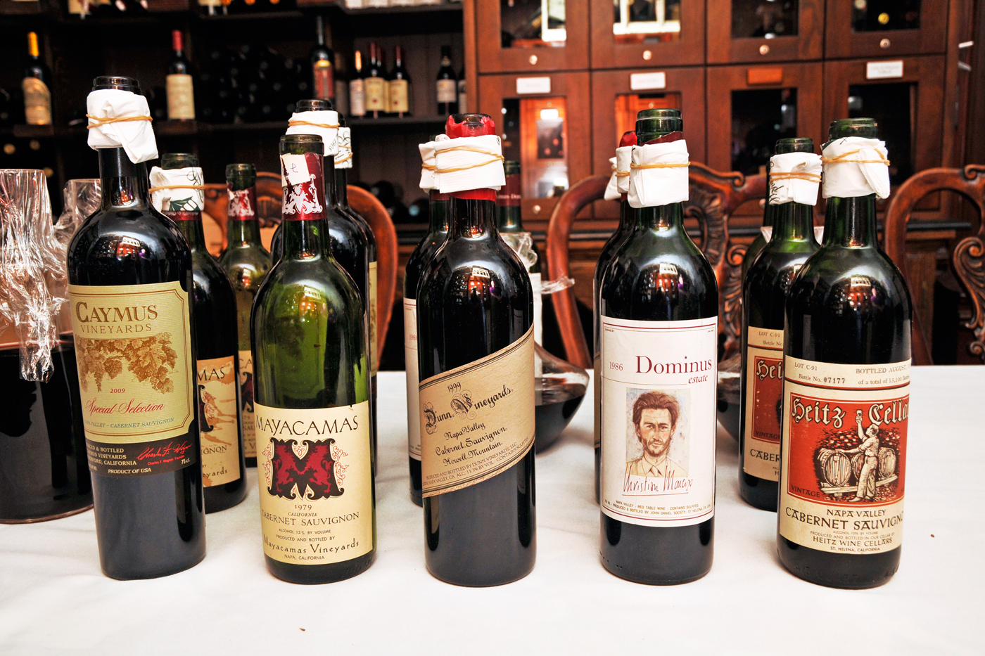Napa Valley Cabernet Sauvignons from five different decades were tasted at the Grand Old House Wine Club event. – Photos: Alan Markoff