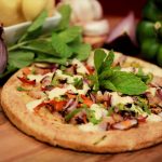 Bon Vivant hosts ‘Pizza & Wine Party’
