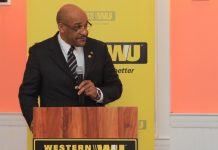 Western Union allows cash transfers to Cuba