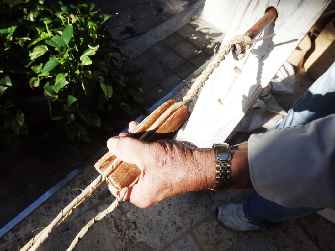 West Bay rope making lives on - Cayman Compass