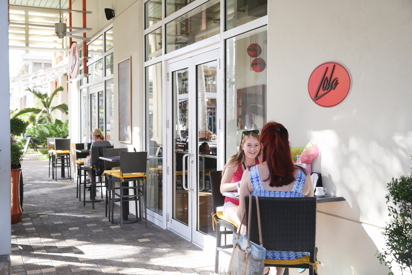 The location on The Paseo is great for people-watching.