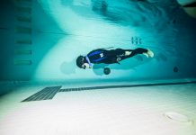 Free divers take breath away