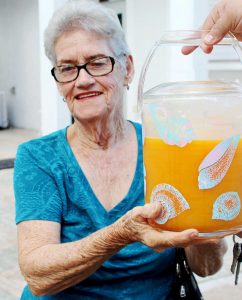 Janilee Clifford kept everyone happy with mango juice.