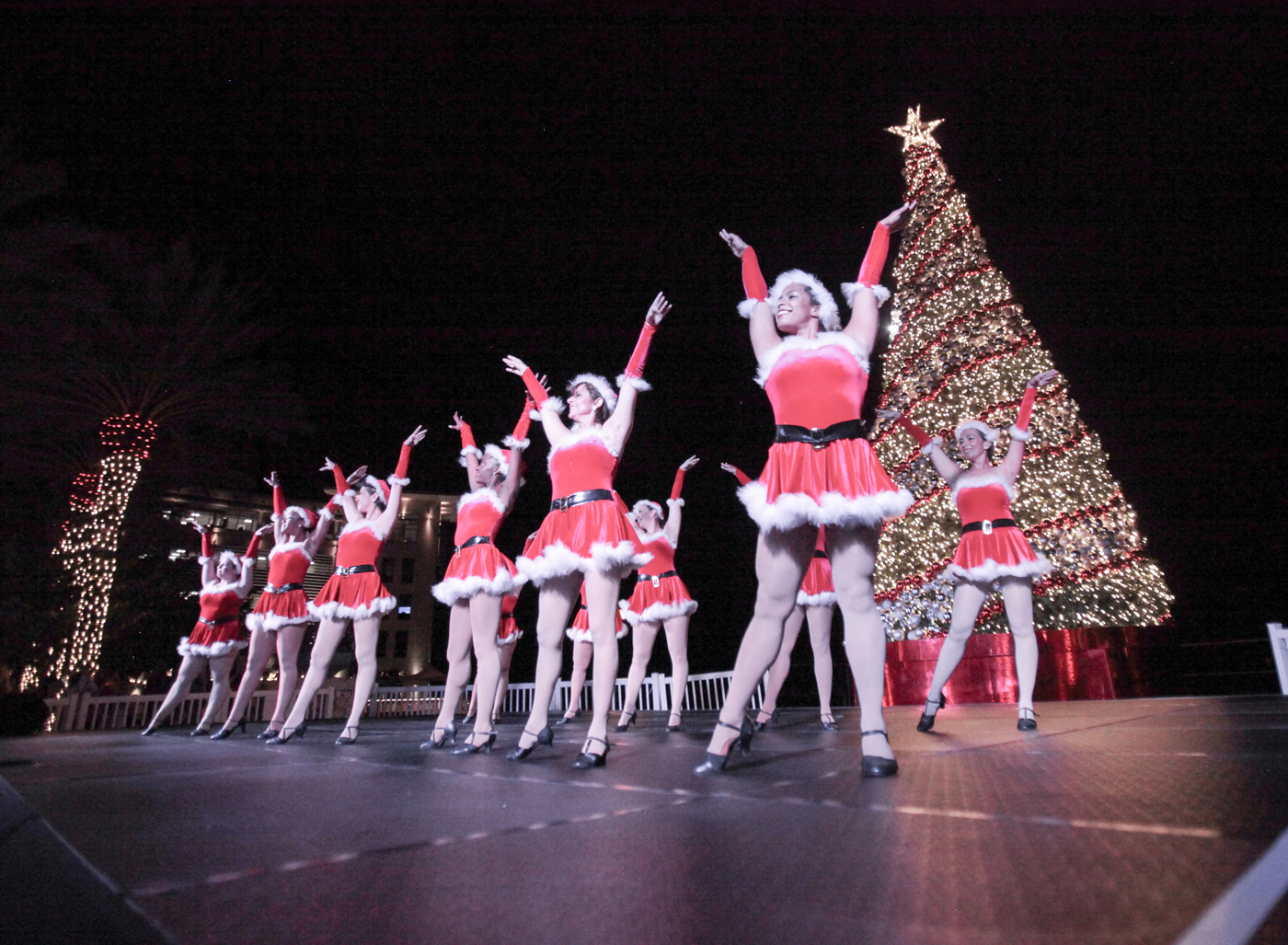Dancers celebrate with Christmas recital - Cayman Compass, image size:1400x1027