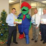 Sir Turtle joins food drive