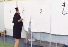 Candidate: ‘Drop residency requirements’ for voters, politicians