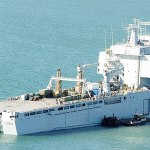 RFA Mounts Bay sails to Grand Cayman