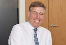 UK group of pro-Cayman politicians meets for first time since election