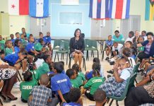 Primary students encouraged to read