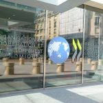 OECD: income tax rises, corporate stays low