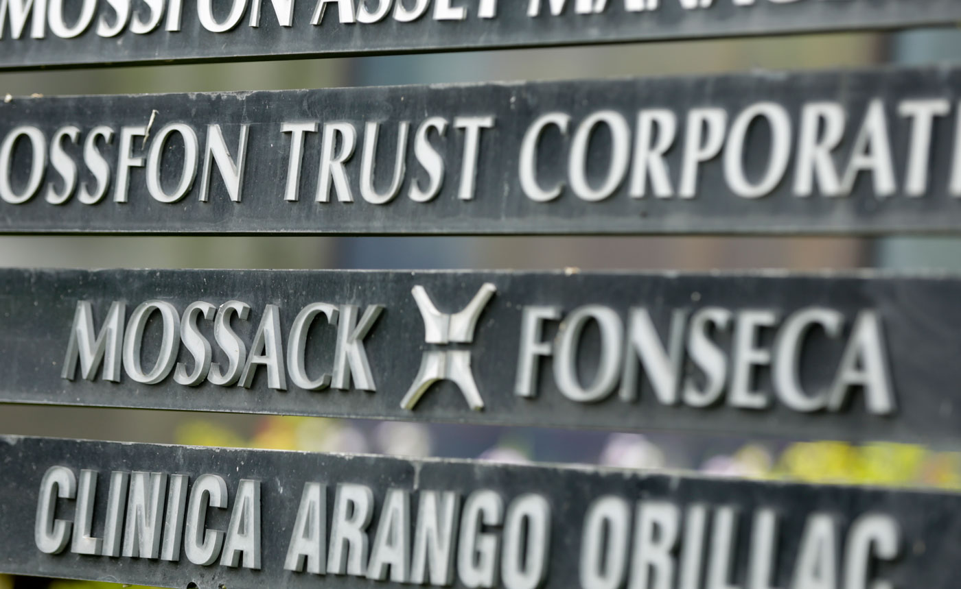 mossack-AP18074089650832