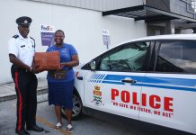 Taxi driver, police assist in retrieving lost bag