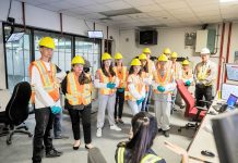 Dart scholars on Ontario tour