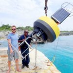 Hi-tech ocean buoy aids reef research