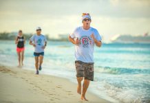 Dozens dash through the sand on Boxing Day