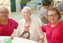 Seniors enjoy Christmas at Pedro