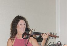 Heineken Happy Hour: Kate and Melody Allenger Violinist Kate Allenger