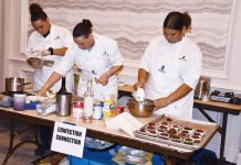 Young bakers battle it out for Cupcake Wars