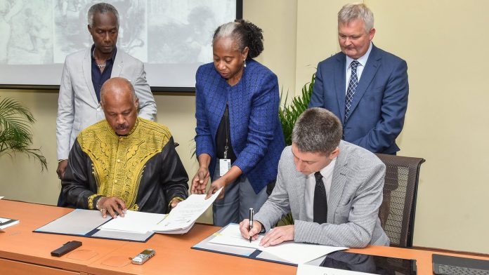 Glasgow-UWI-MOU