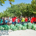 Fighting litter on the beaches