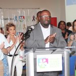 Hundreds gather to conquer cancer